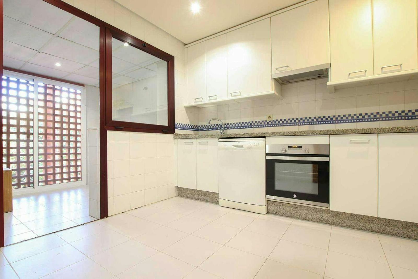 Апартаменты Piso 4 Hab. - Elviria Playa Марбелья Экстерьер фото